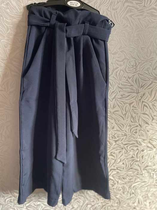 Продам дитячі штани-кюлоти б/у