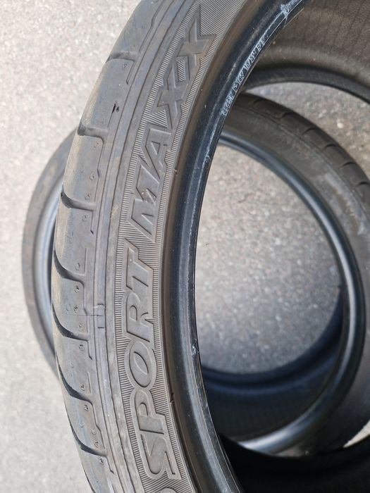 2 Opony letnie Dunlop Sportmaxx 295/30 R 22