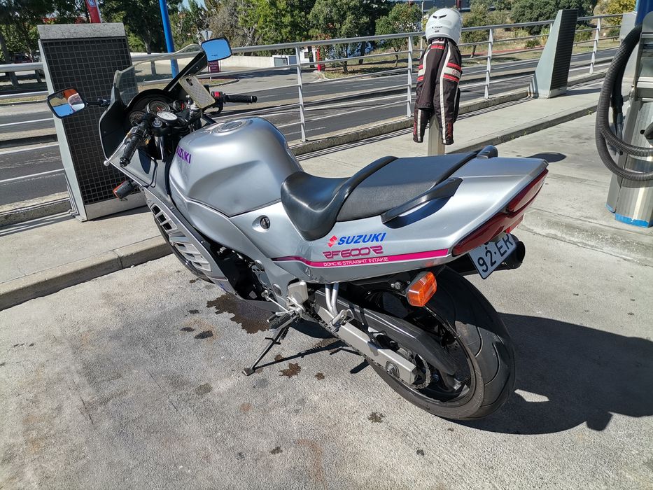 Mota Suzuki rf600r