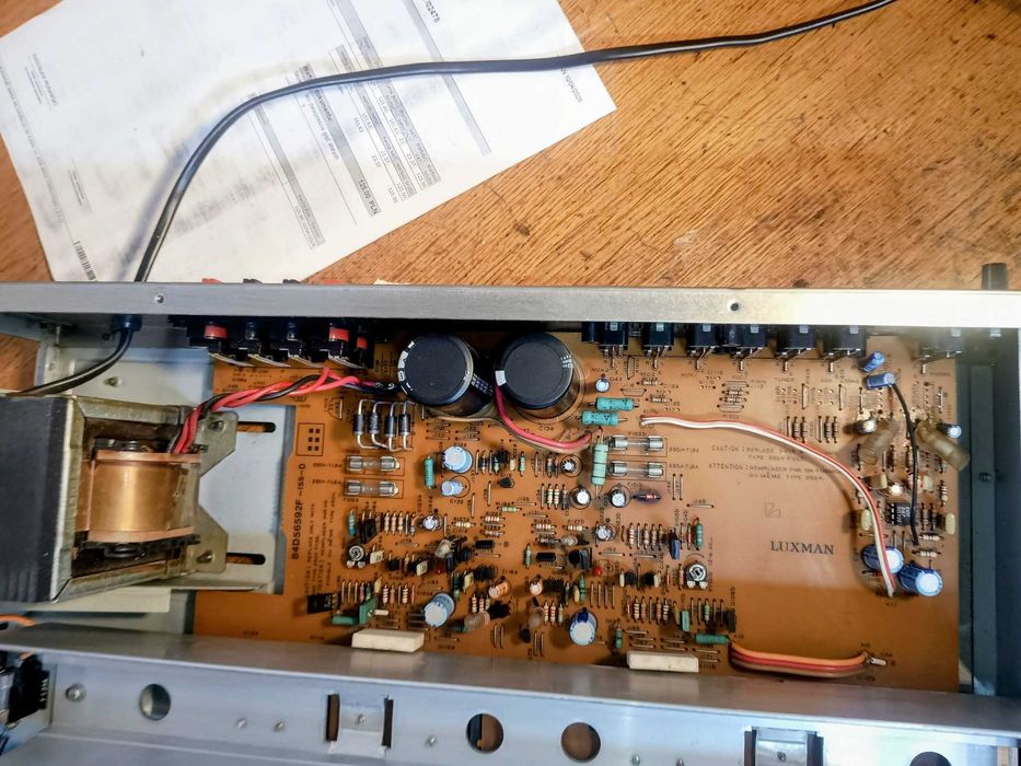 Wzmacniacz Luxman L-210