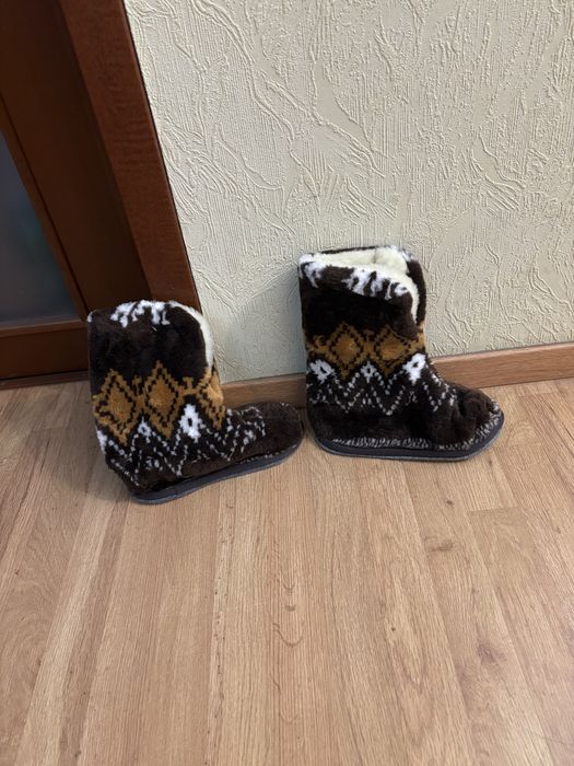 Чуни высокие, тапки из овечьей шерсти, капці на овчині чуні, теплі