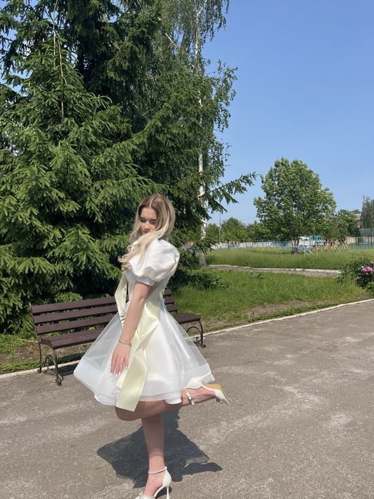 Сукня 7000 ………….