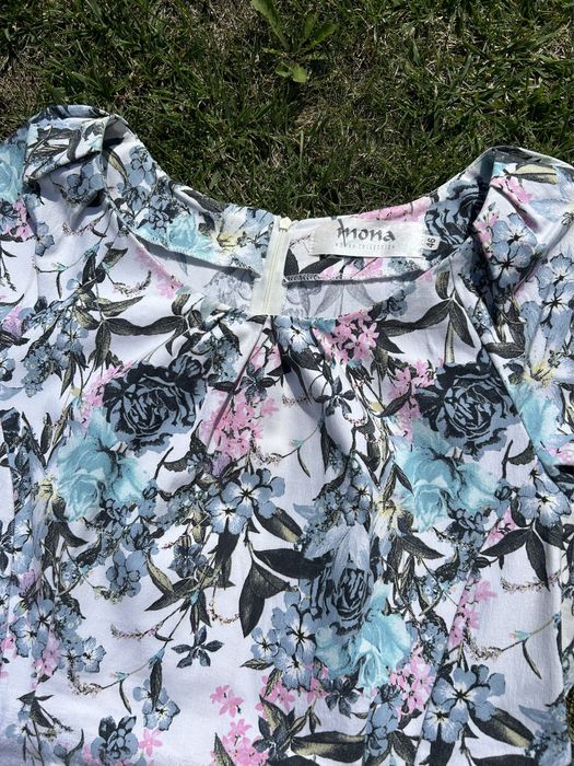 Sukienka w kwiaty r. 46