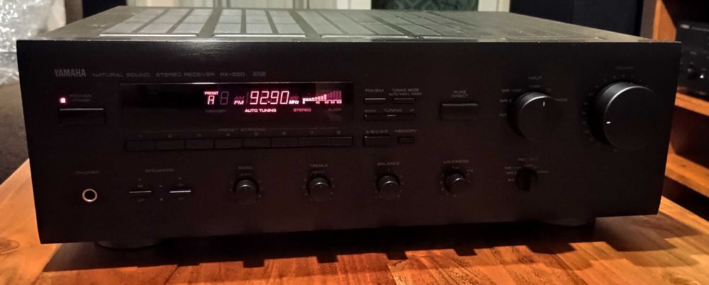 Yamaha RX 550 stan bdb amplituner