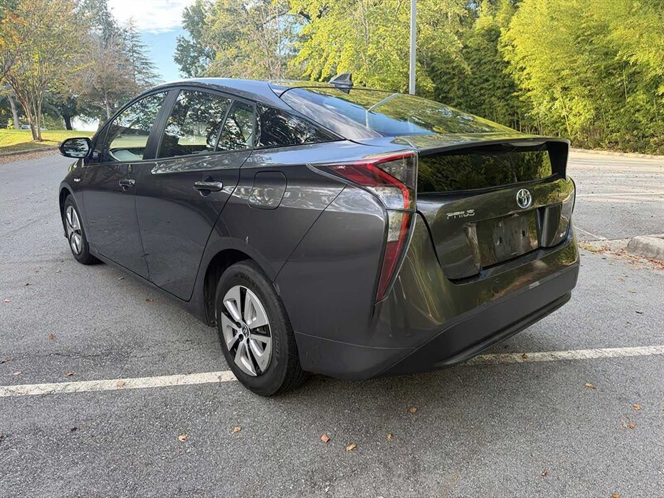Toyota Prius 2016