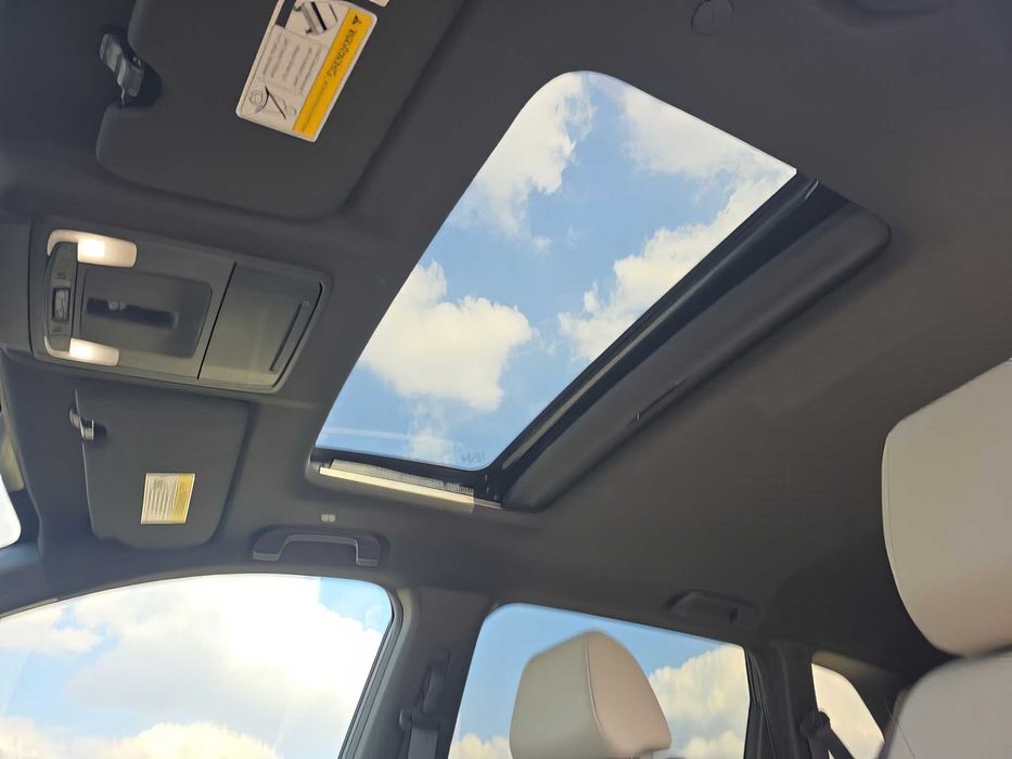 Honda CR-V Hybrid Sport Touring      2023