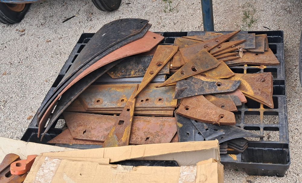 Diversas peças para alfaias agricolas