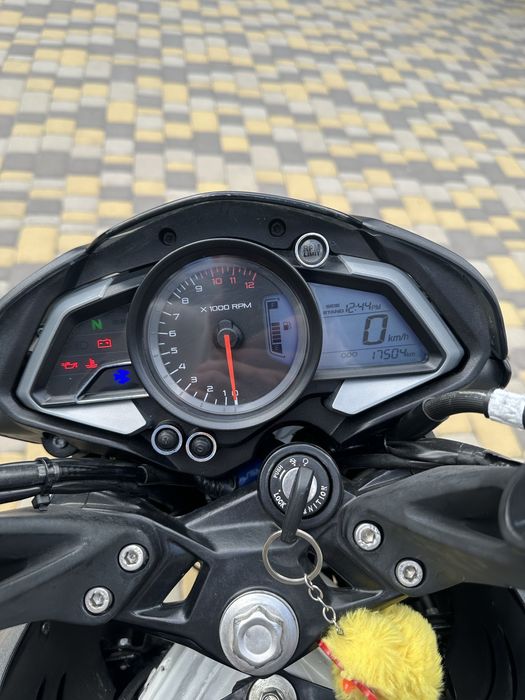 Продам мотоцикол Bajaj pulsar ns 200