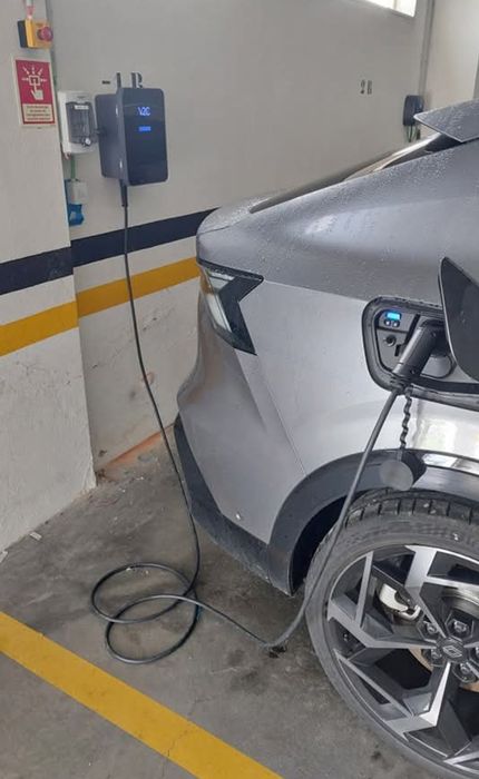 Detecção e reparação de avarias em sistemas elétricos e eletrônicos