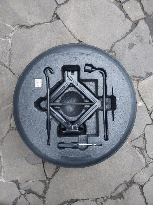 Докатка, комплект інструментів, домкрат Hyundai Elantra HD (2006-2010)