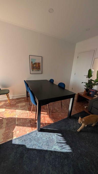 Mesa de Sala IKEA Extensível Preta Muito Grande Aberta Tampo Impecável