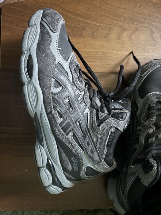 Зимові кросівки Asics