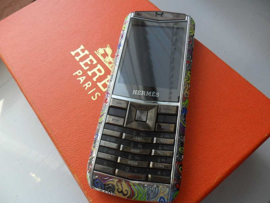 продам телефон кнопочный