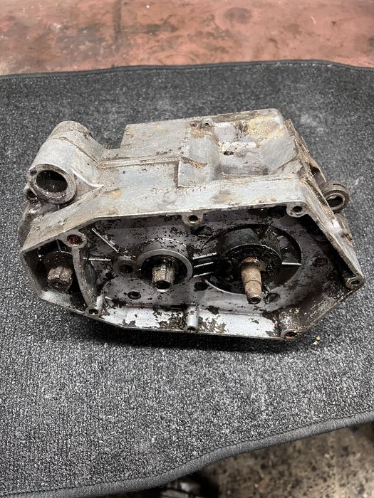 Silnik kartery Romet ogar 205 motorynka dezamet 023