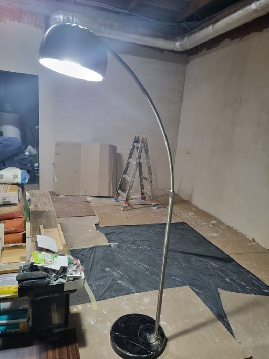 Lampa podłogowa 350 zl