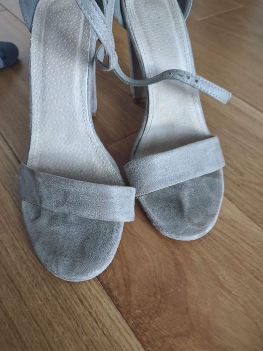 Sandałki sandały na słupku szare rozmiar 40