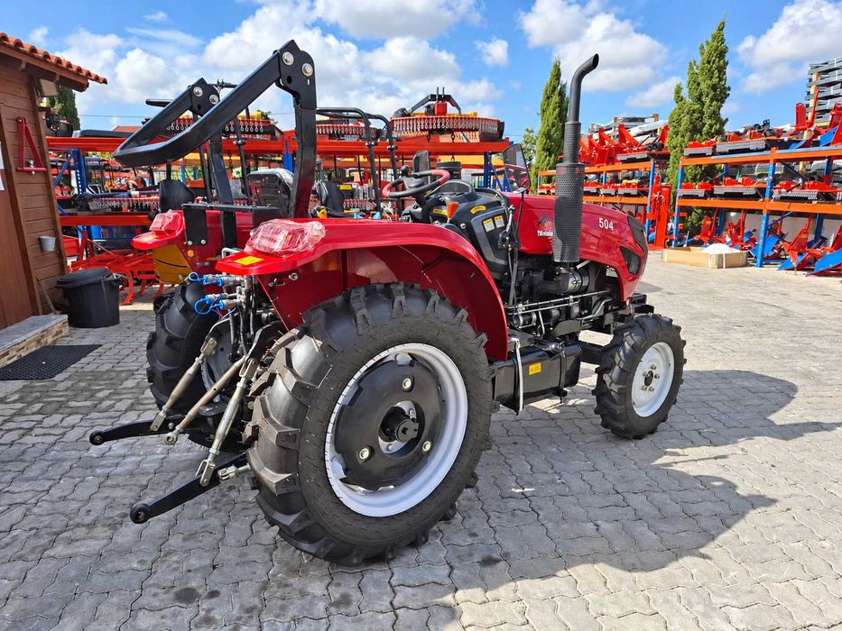 TRATOR TRS 504 – 50 CV | FORÇA E VERSATILIDADE