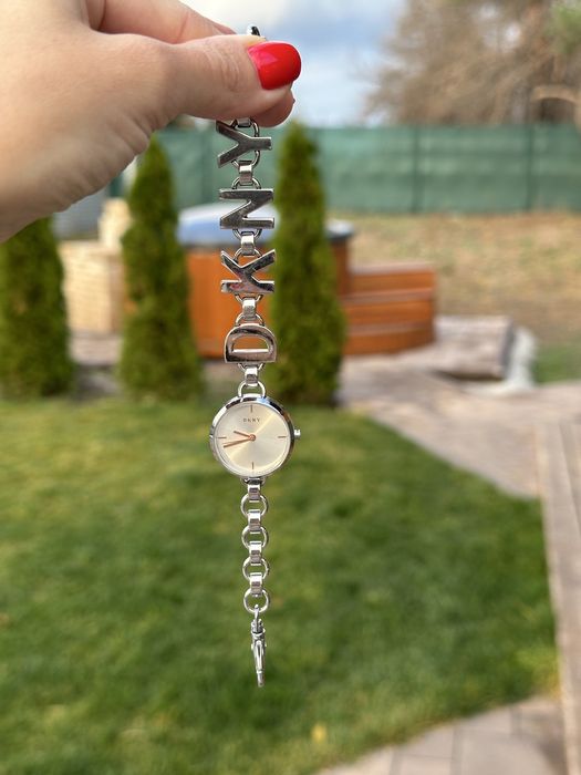 Часы DKNY оригинал модель 2828