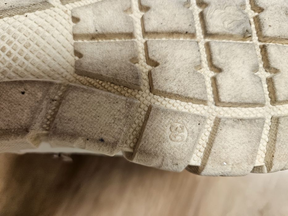 Продам женская ботинка в хорошем состояние бу