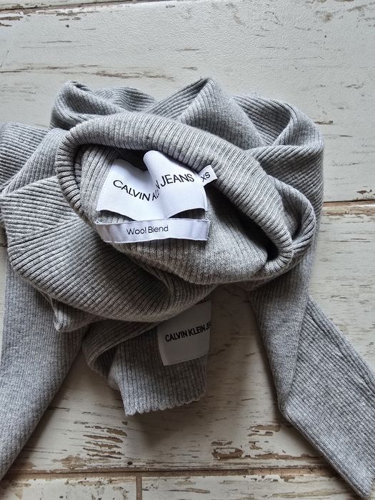 Гольф, кофта, светер, водолазка  Calvin Klein  XS - S