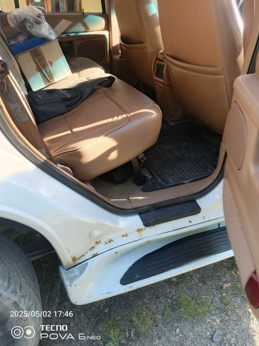 Продаю/Обміняю власний Форд Експлоуер 2 95р. v6 4.0 в гарному стані