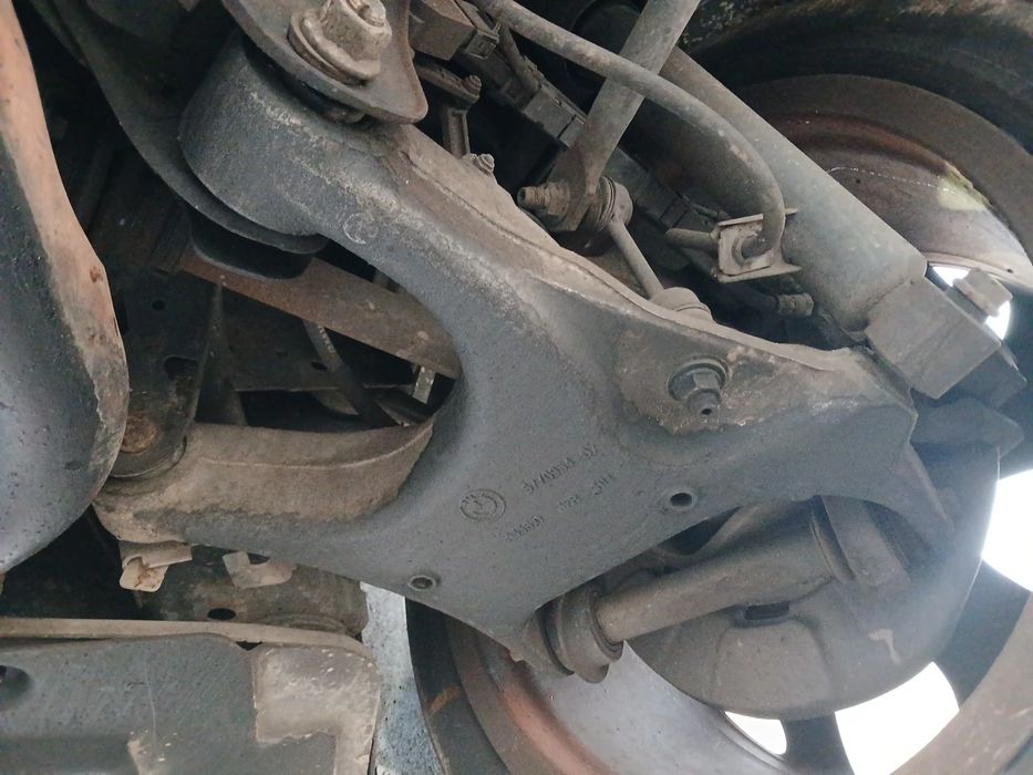 Braço de suspensão trás direito BMW X6 (E71, E72)