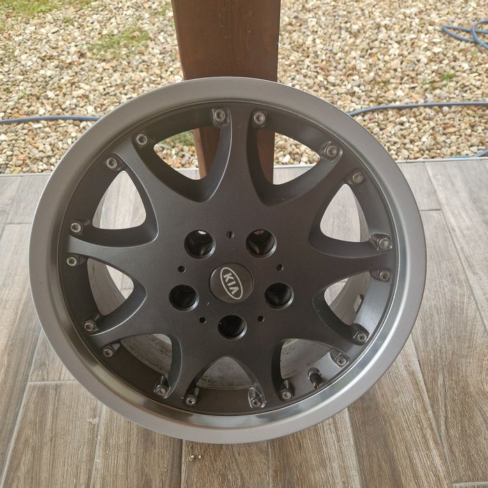 Felgi aluminiowe 19" 8.5J Kia Sorento – komplet 4 szt. – bardzo dobry stan