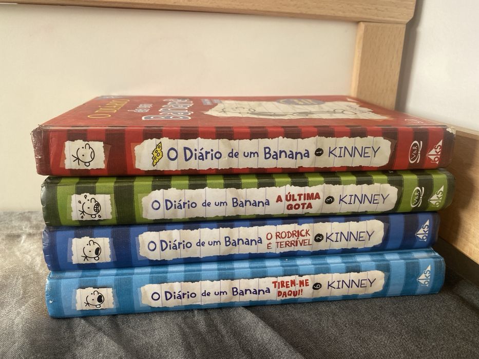 Livros “O Diário de um banana” 1, 2,3 e 6.