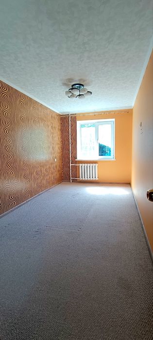 Продаж! 2 к.кв  біля ТРК Україна