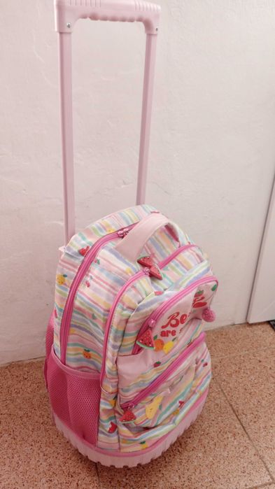 Mochila com rodas Menina