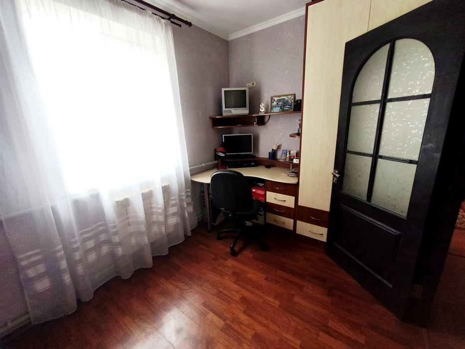 Продам гарний будинок з ремонтом с. Бездрик 10 км від Сум