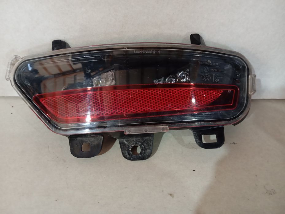 Farolim Nevoeiro Trás Direito RENAULT CAPTUR II (HF_) [01.2020 - ...]