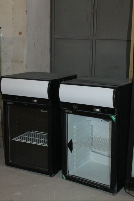Однодверний холодильник, барний холодильник, для напоїв, сирів, пива.