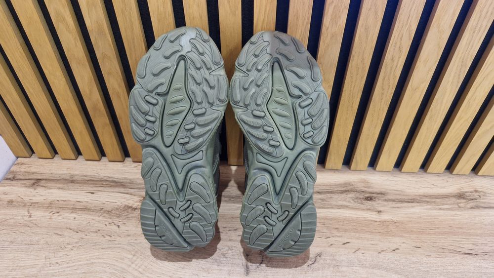 Кросівки Adidas Ozweego.Розмір 40.5