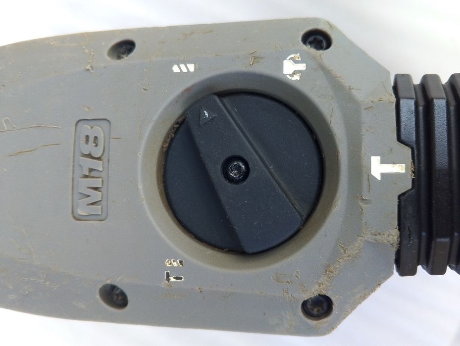 Акумуляторний перфоратор Milwaukee 2915