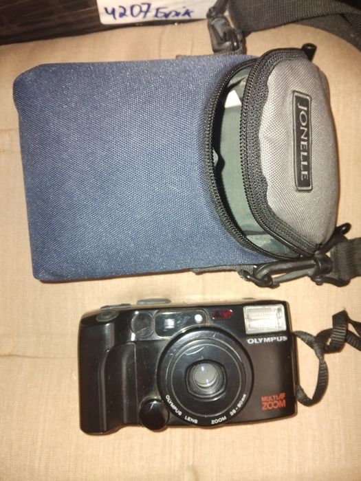 Фотоапарати різні