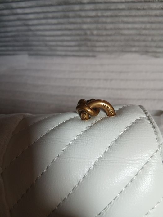 PINKO Love Mini Icon Chevron – Skóra, Komplet posiada Chip NFC