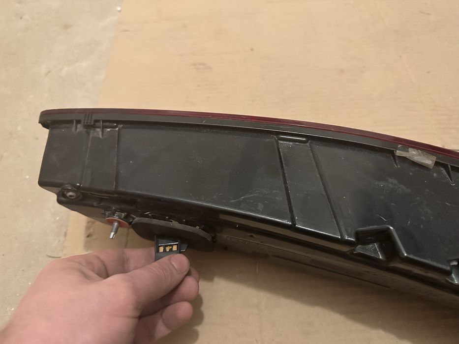 Фара/ліхтар задня ліва на Audi Q7 4M 2015-2019