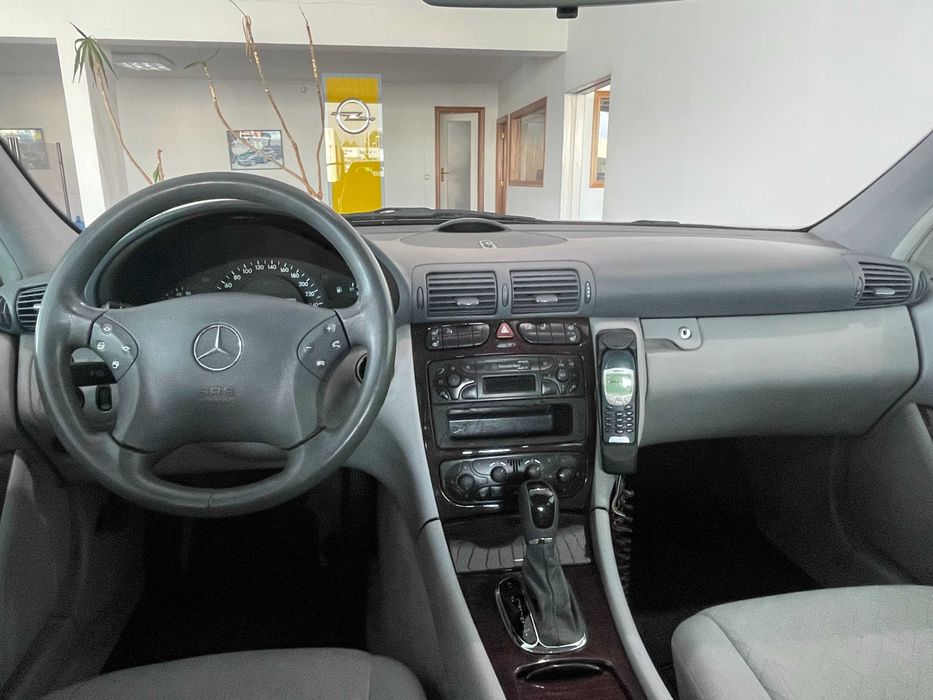Mercedes Benz C 220 CDi Elegance Aut. — photo 5