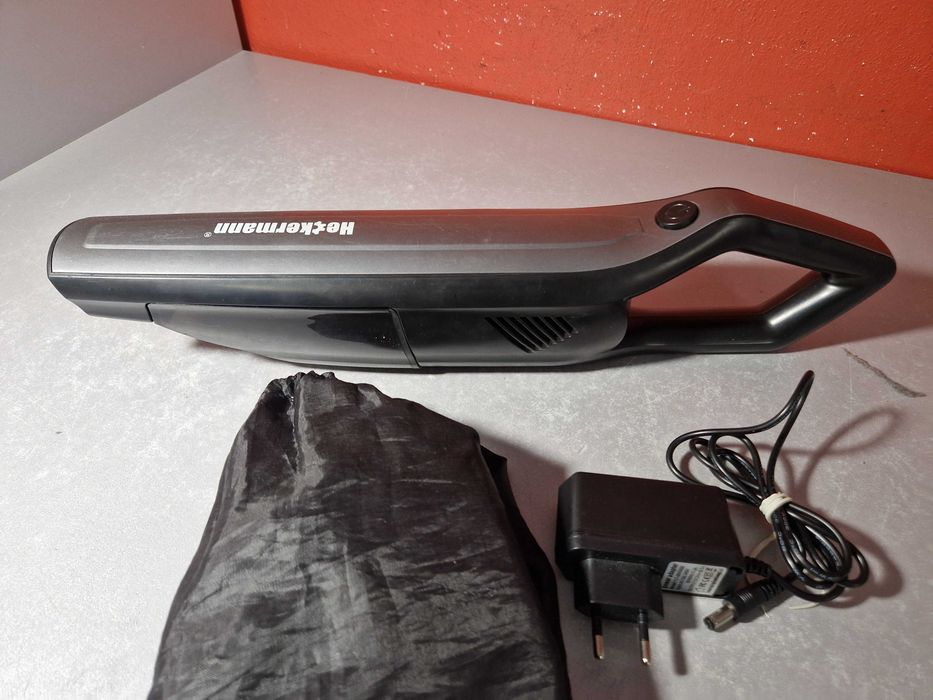 Odkurzacz samochodowy Hackermann 100W