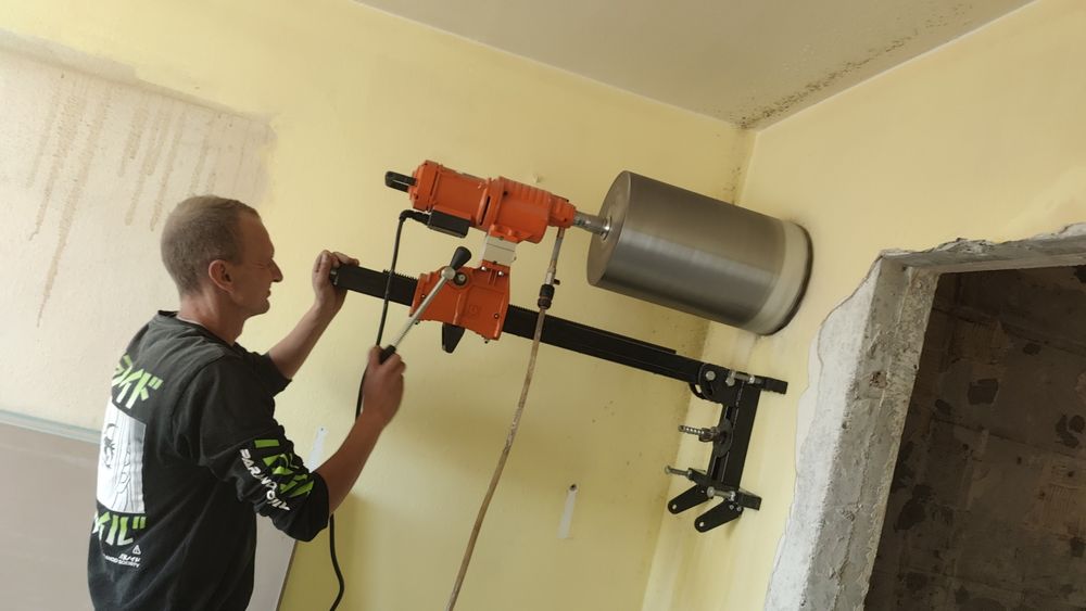 Odwierty, przewierty, cięcie oraz kucie betonu