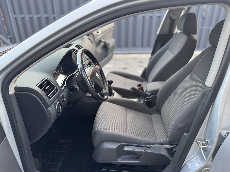 Volkswagen Golf V-2009 р.в