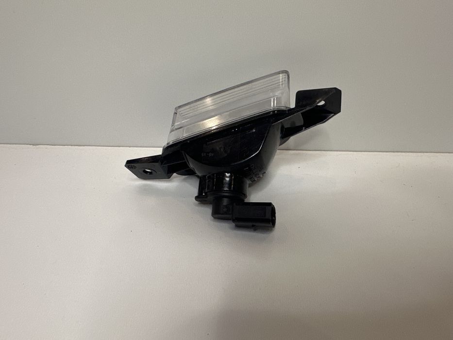 VW TIGUAN I  lampa cofania tylna lewa 5N0