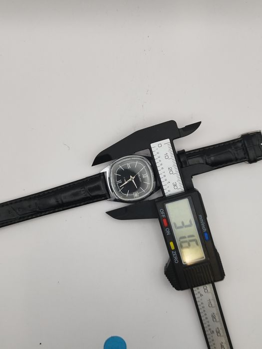 Zegarek mechaniczny Poliot