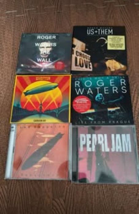 Doors 

Roger waters 

Live in Prague 2cds

Led Zeppelin live 2cds

Led Zeppelin best of 2cds

Roger Waters 

Us Them 2cds

Pearl Jam 

Novos

40€
