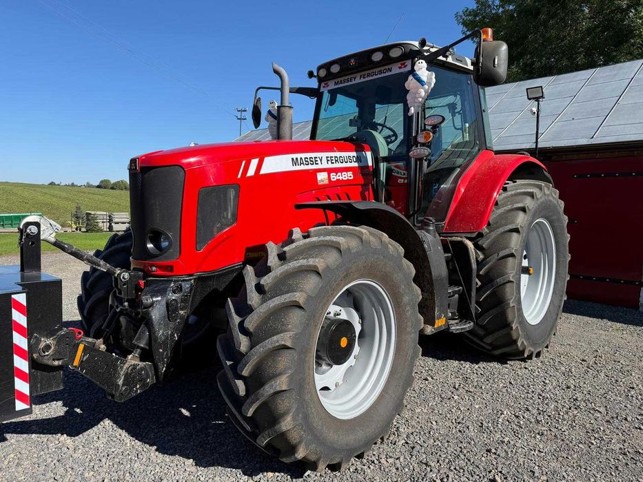 Ciągnik Massey Ferguson dyna 6
