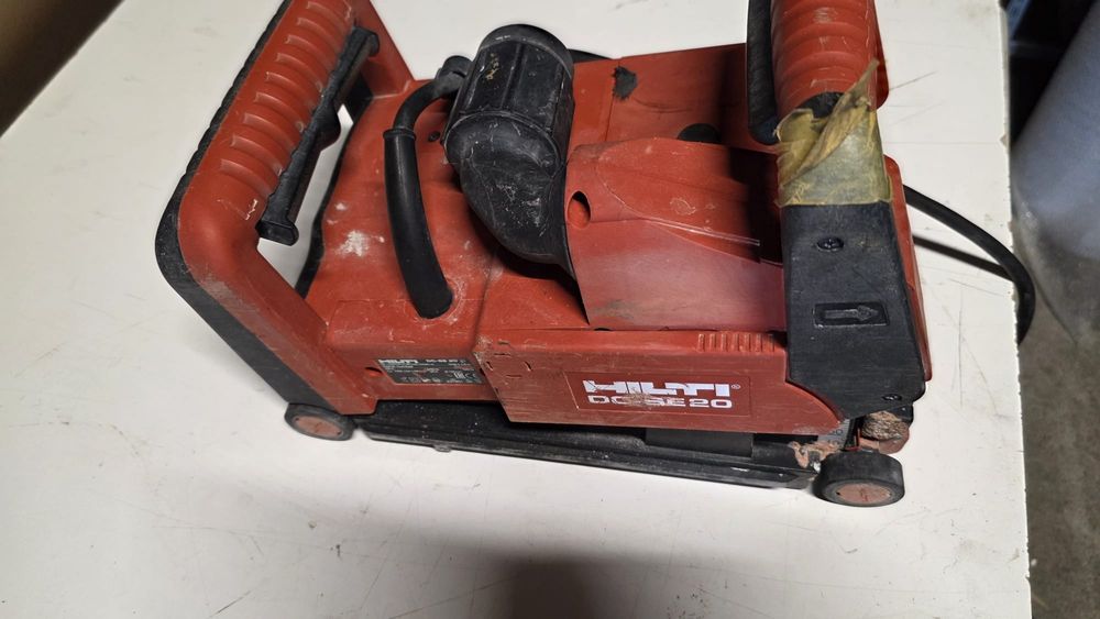 Bruzdownica Hilti DC-SE20