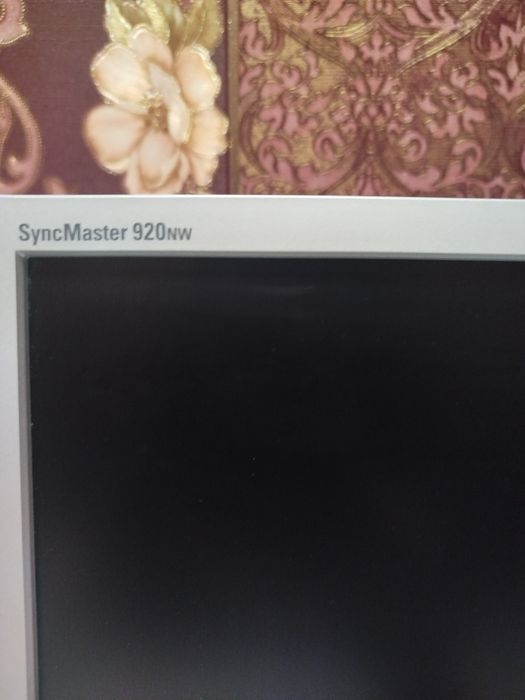 Монітор Samsung Sync Master 920nw