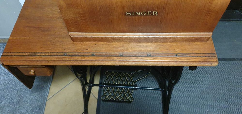 Antyk Stara Maszyna do szycia SINGER Zabytek KPL.