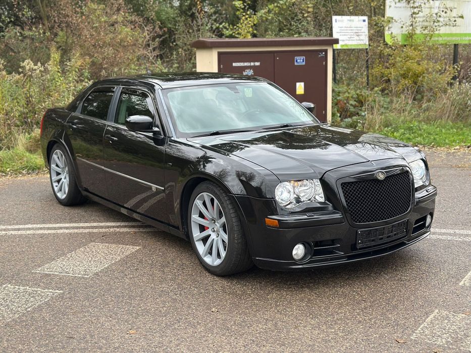 Chrysler 300C SRT8 Salon Polska